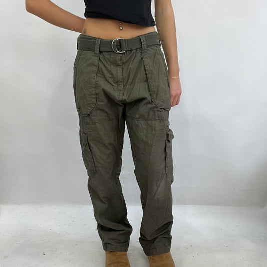 CARRIE BRADSHAW | large brown cargo trousers with belt