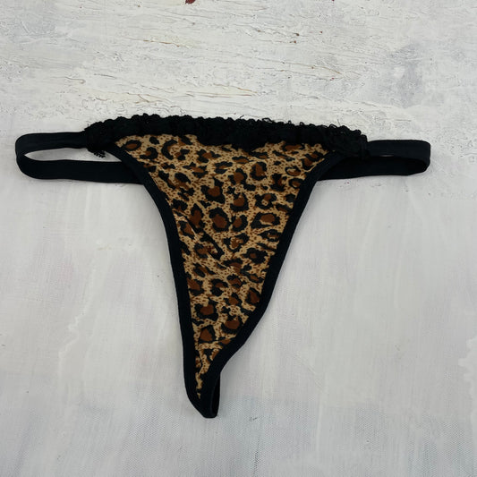 PARIS HILTON DROP | small black leopard print thong