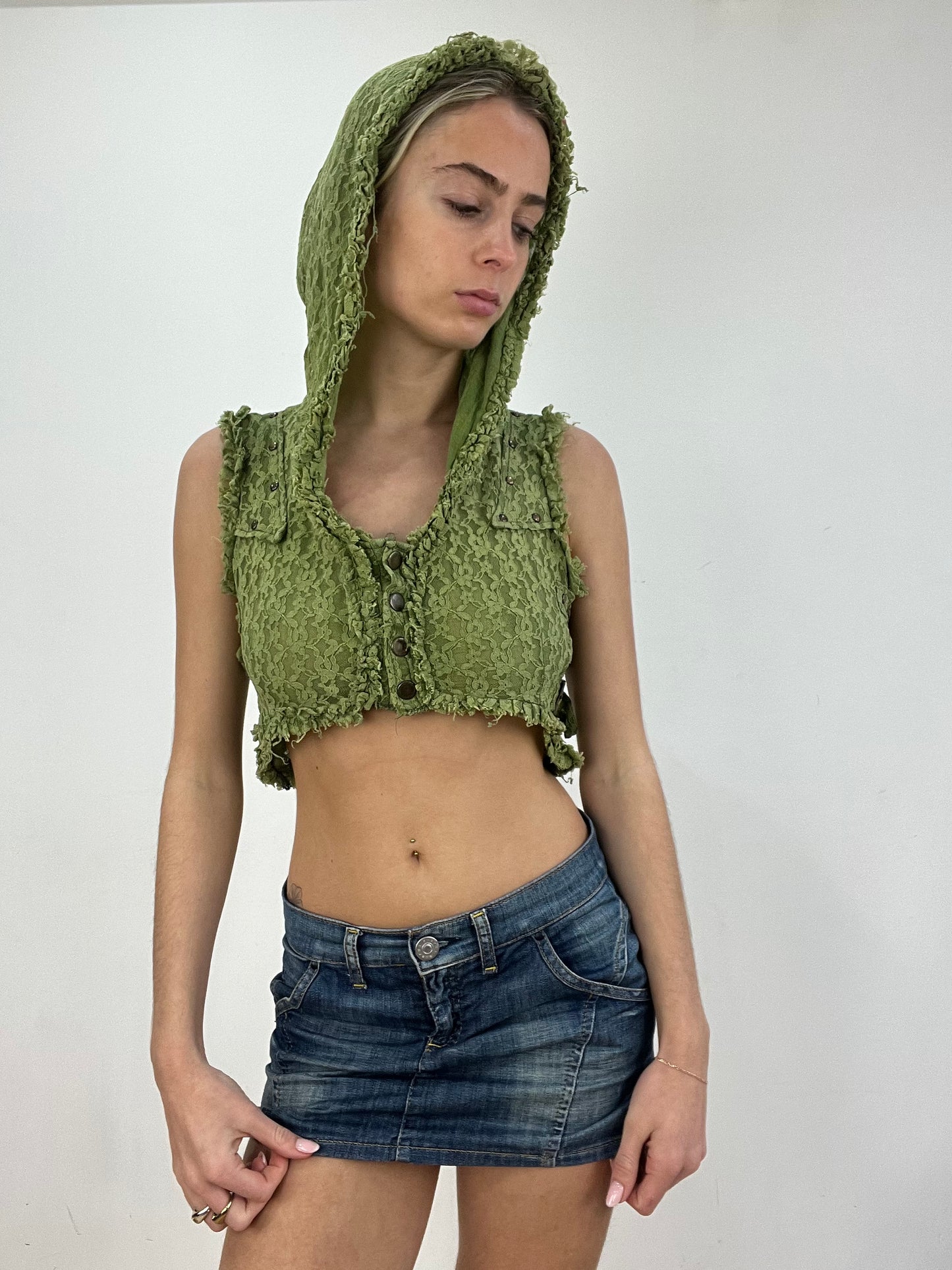 vintage edit six | small lace green hooded cropped top