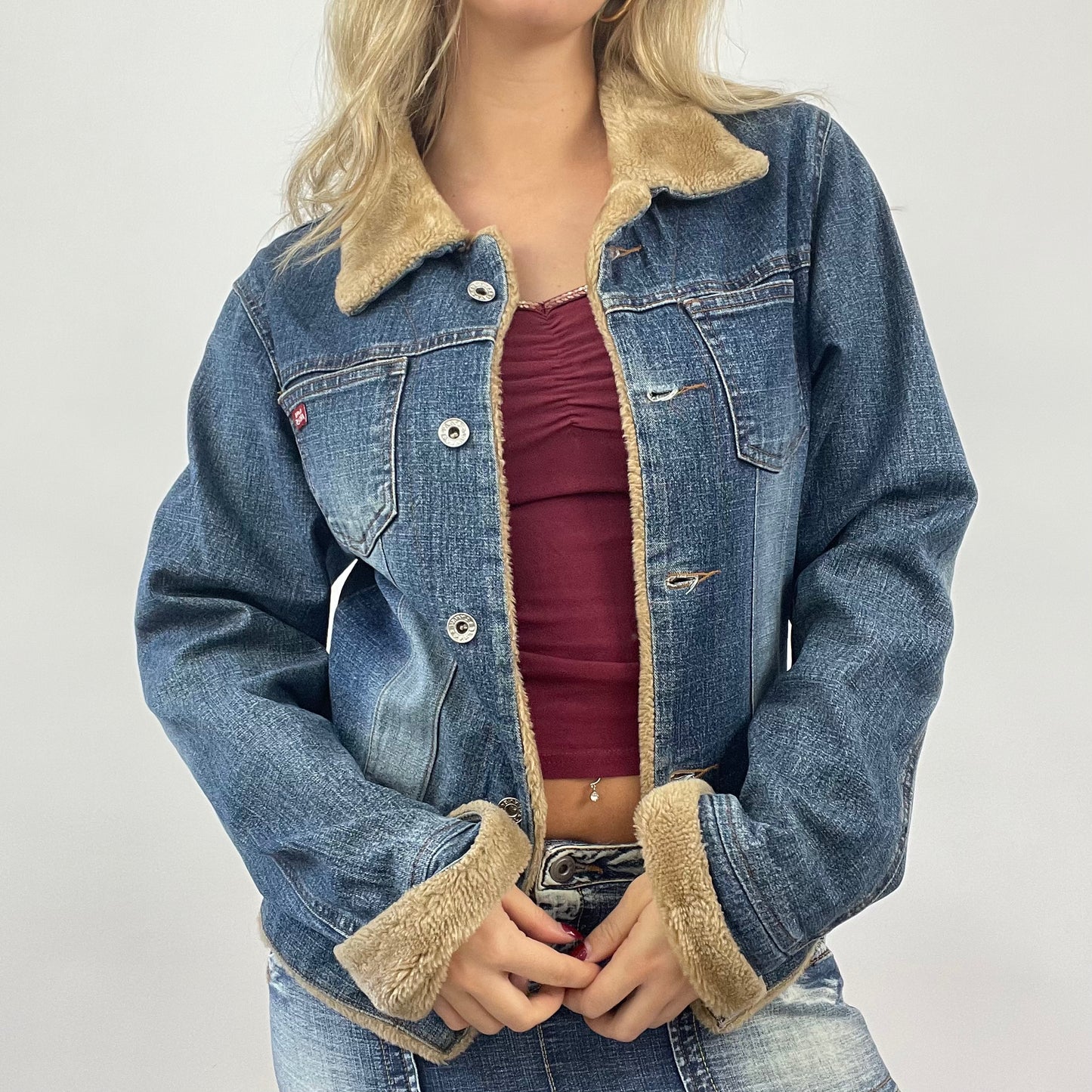 JEANS AND A NICE TOP DROP | small denim jacket with fleece lining