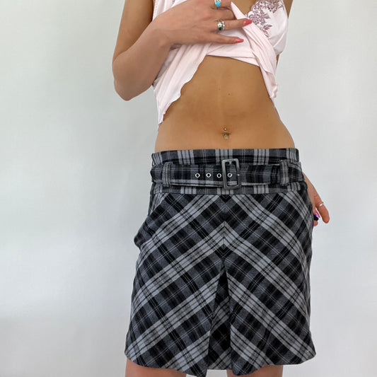 FESTIVAL DROP | black checked skirt with buckle - medium