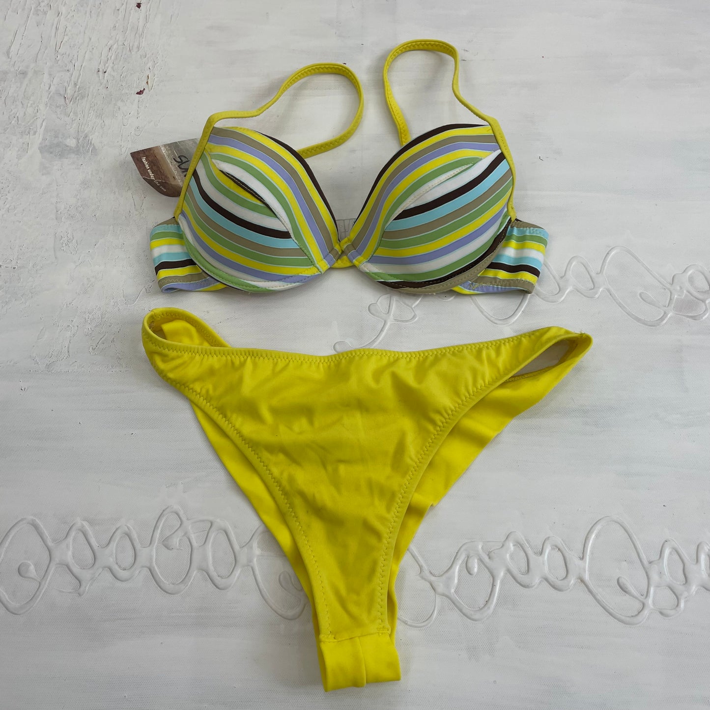 SUMMER ‘IT GIRL’ DROP  | striped bikini - size S