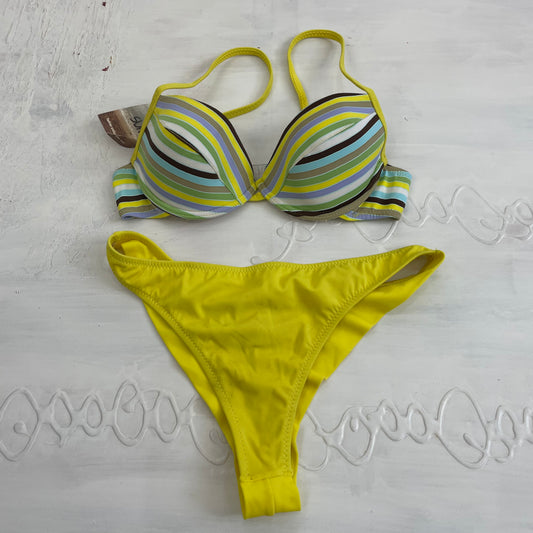 SUMMER ‘IT GIRL’ DROP  | striped bikini - size S