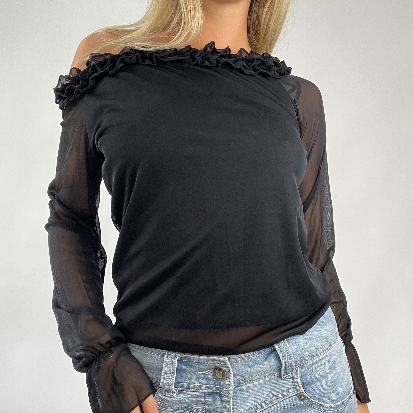 💻 DROP 5 | small black mesh long sleeve top with frill hem