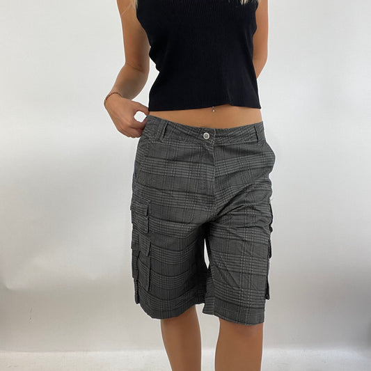 MODEL OFF DUTY DROP | small grey checked gingham shorts