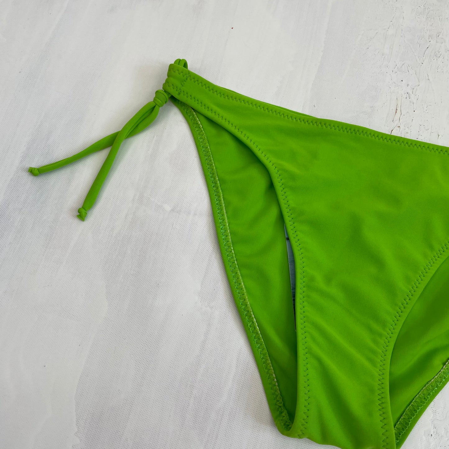 TROPICAL GIRL DROP | green bikini bottoms - small