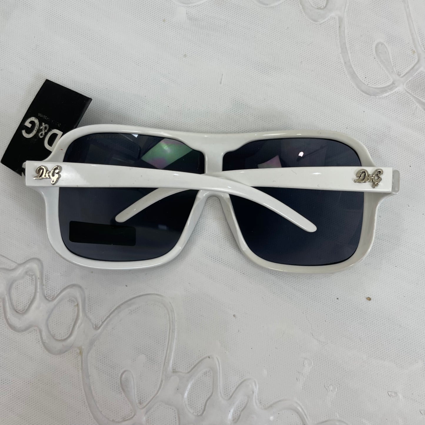 EUROPEAN SUMMER DROP | white dolce & gabbana oversized sunglasses
