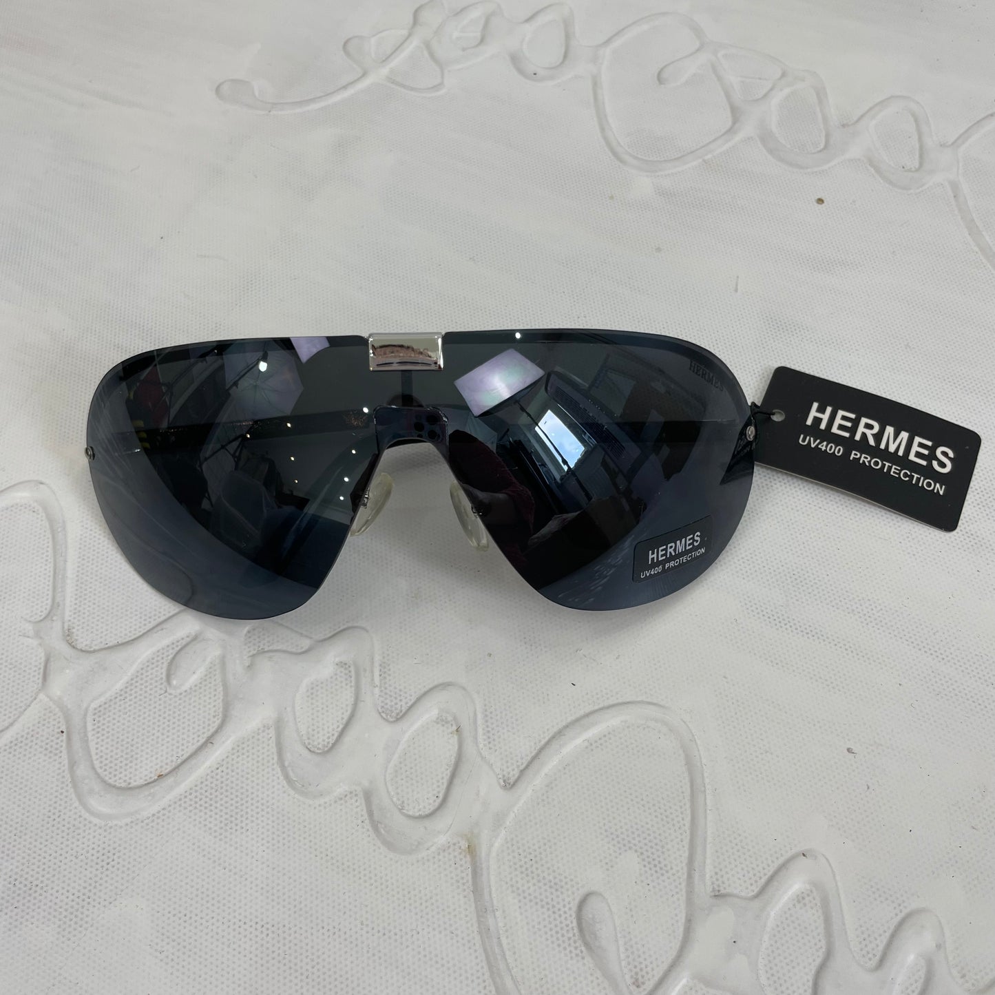 EUROPEAN SUMMER DROP | black hermes style shield sunglasses