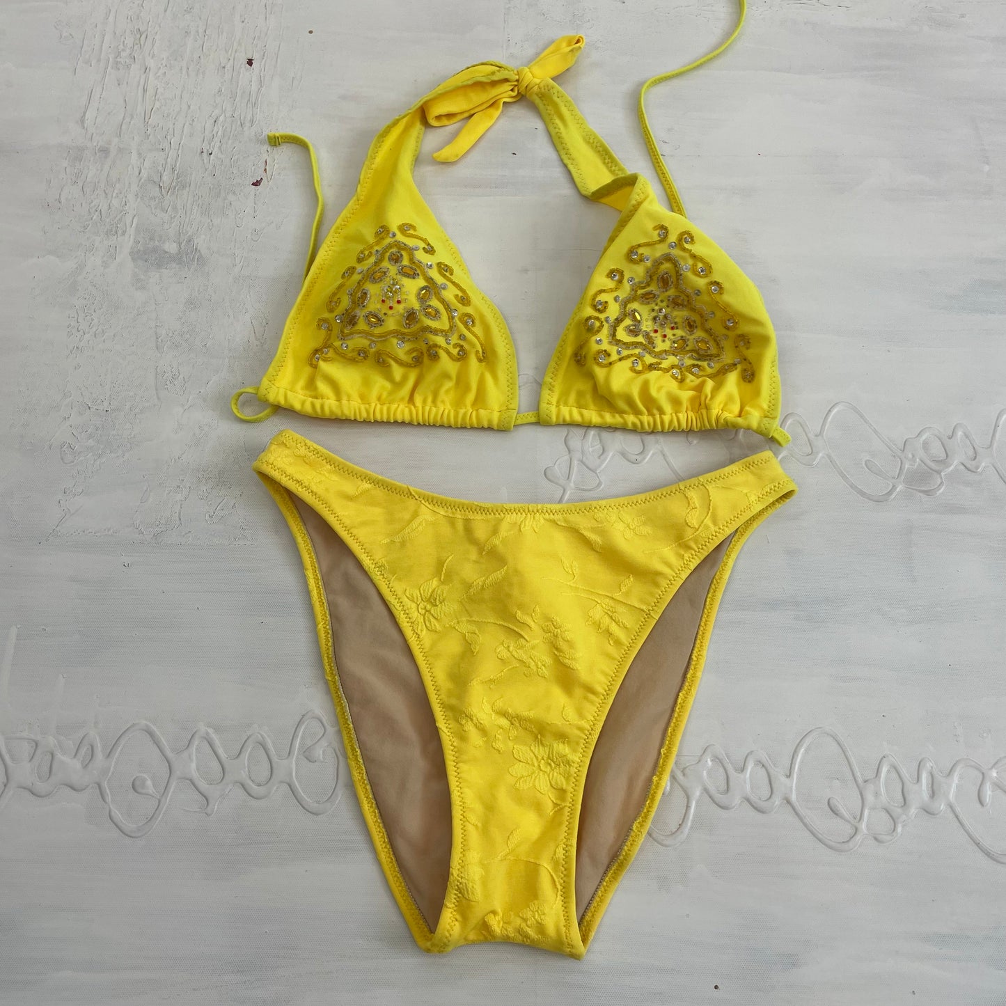 SUMMER ‘IT GIRL’ DROP | yellow bikini - size M