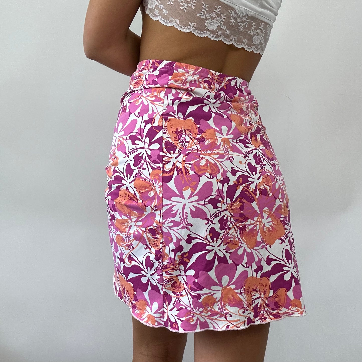 BARBIE DROP - beach barbie | floral skirt - small